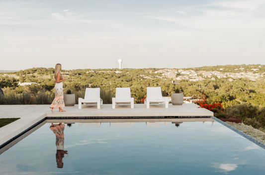 Why More Custom Builders Are Leading Design Decisions Outdoors