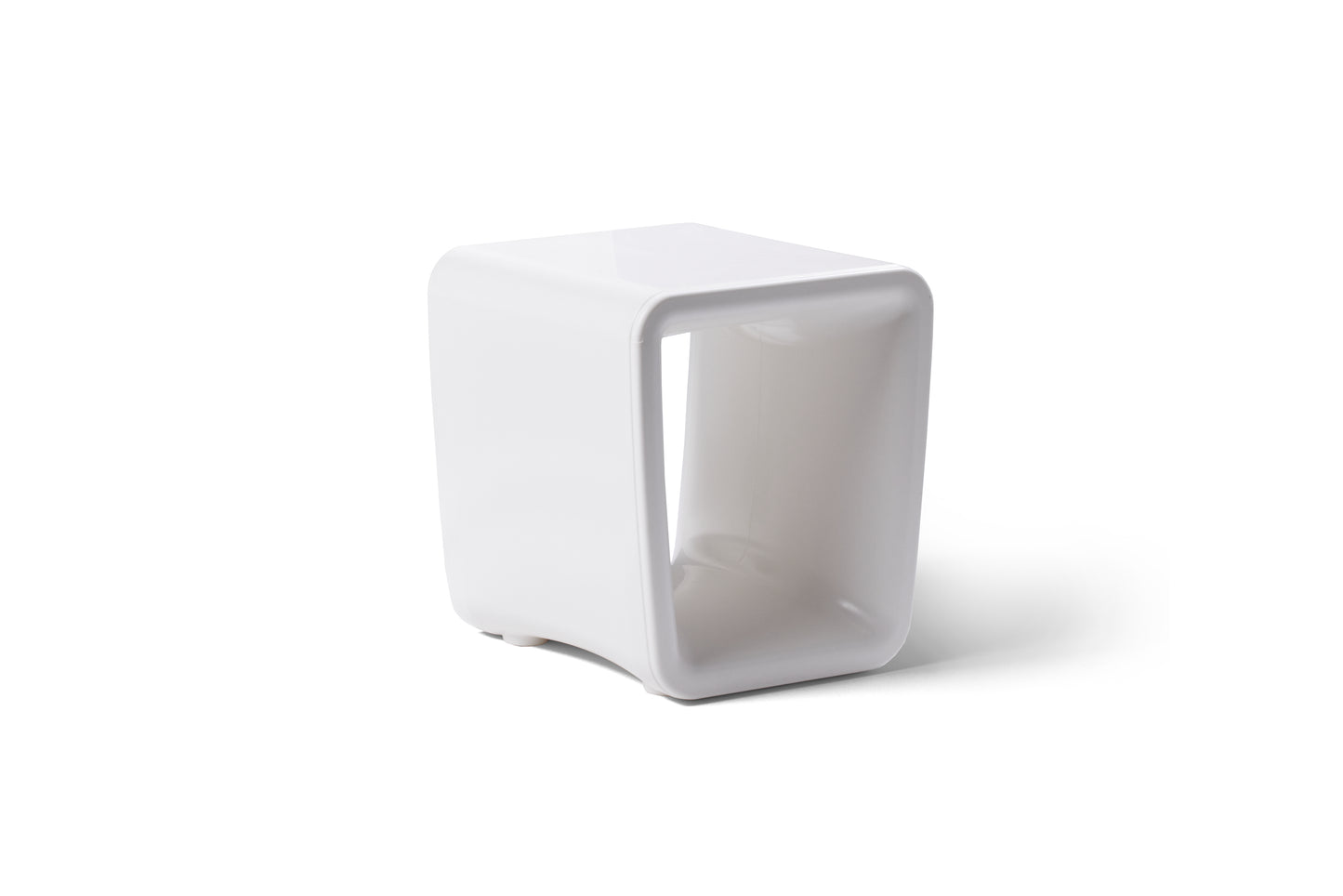 Image of the Loop Table in the colour Highcloud White made with marine-grade polyethylene displayed on a white background.