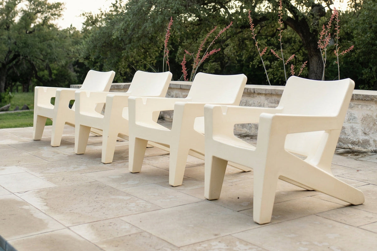 Bask Lounge Chair