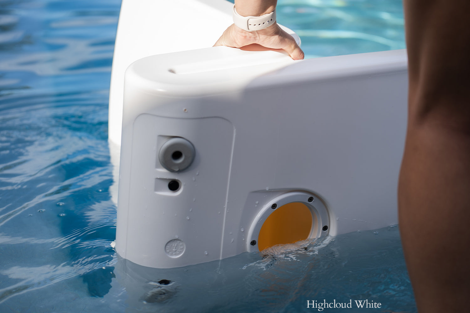 Line Chair - Highcloud White