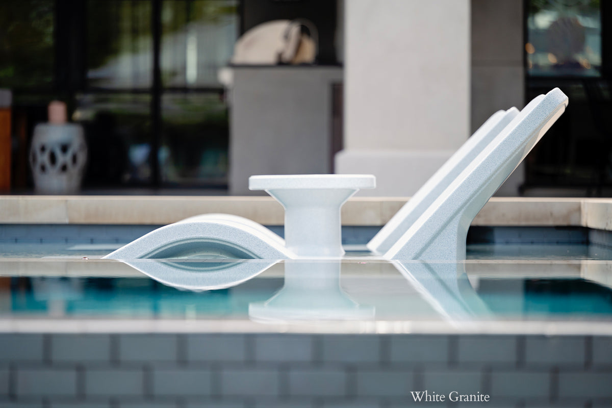 Line Chaise Lounge