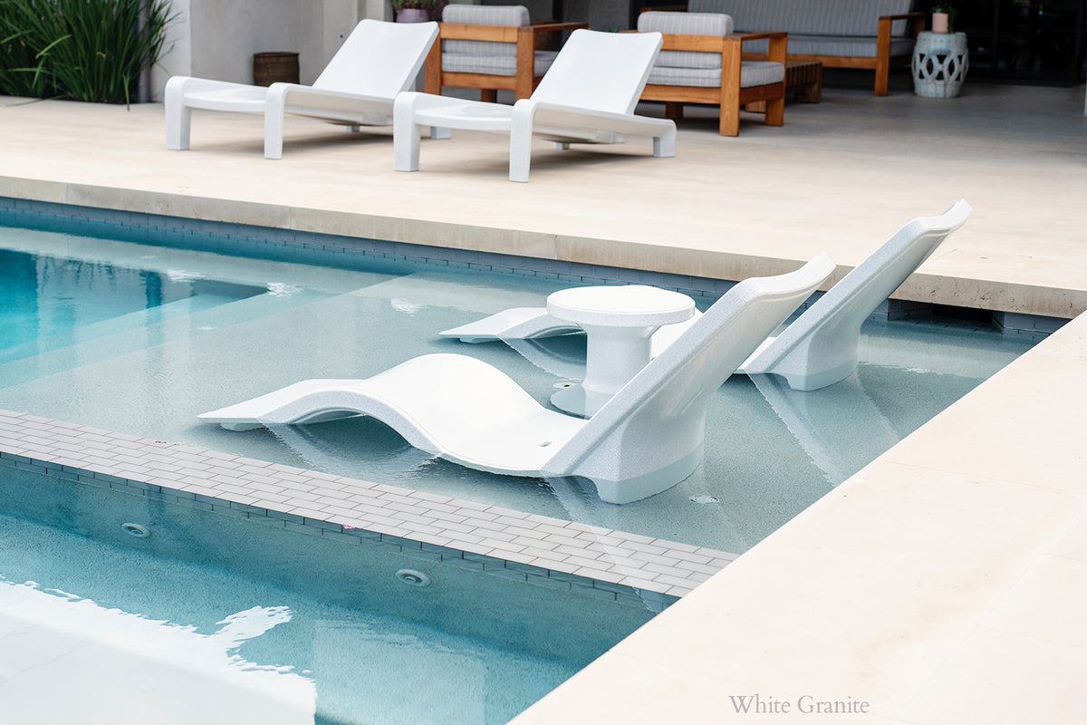 Line Chaise Lounge
