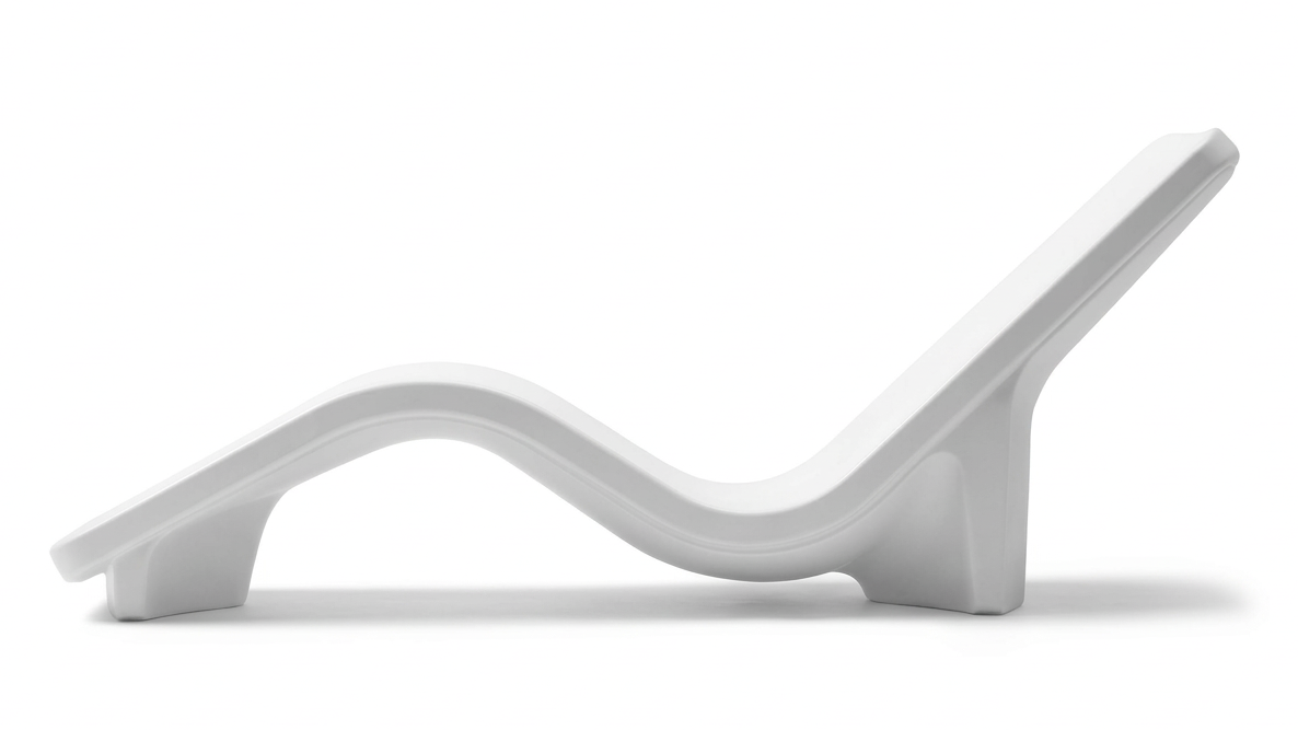 White Line Chaise
