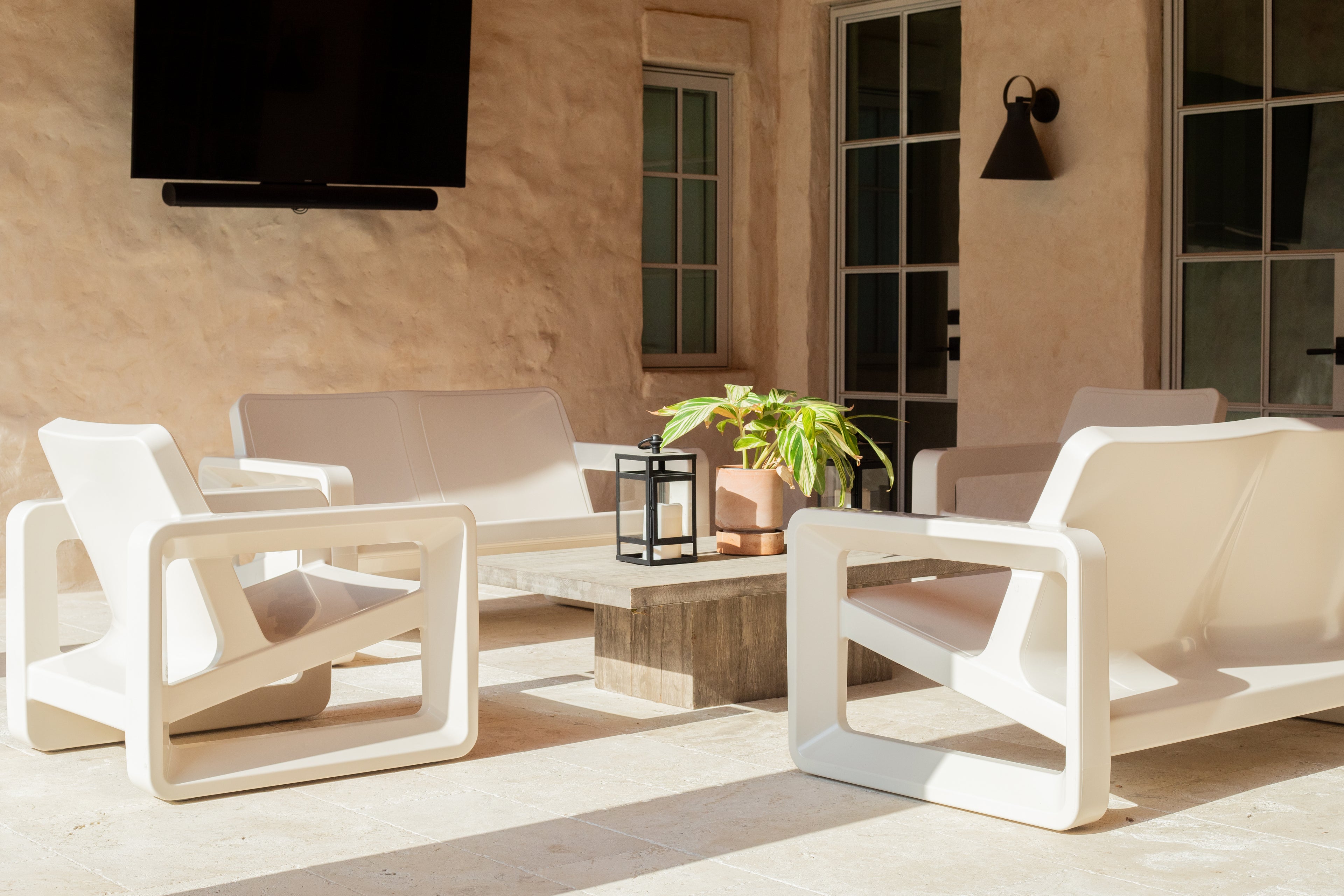 Deck Collection Ivory on Patio